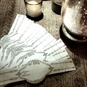 Jan de Luz: 25 fancy place cards/napkin rings NWOT